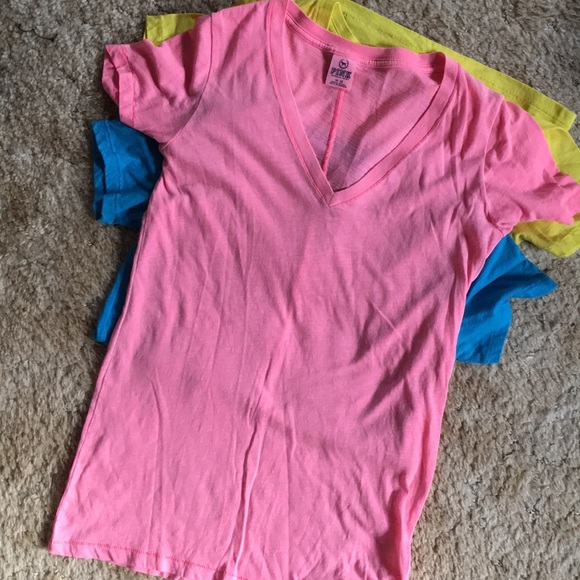 PINK V-Neck Tees - Picture 2 of 7